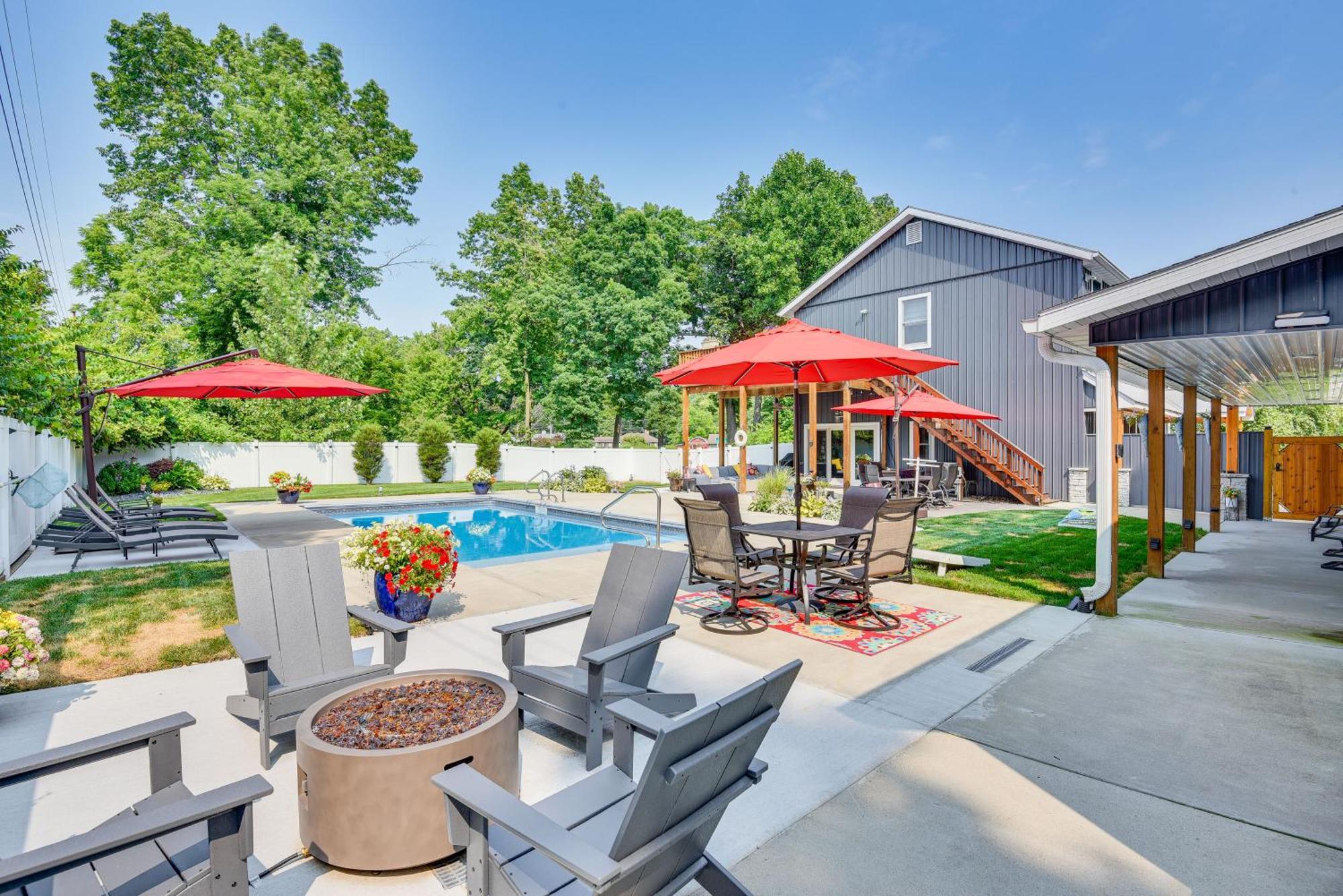Benton Harbor Apt With Balcony And Shared Fire Pit Esterno foto